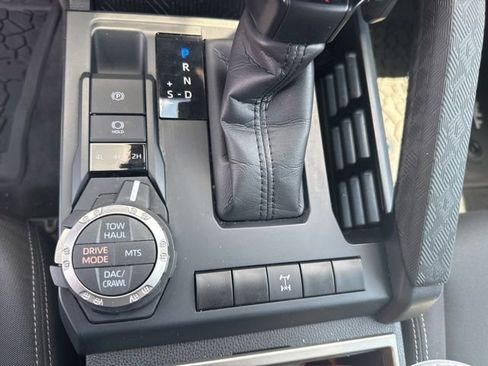 Used 2024 Toyota Tacoma TRD Off-Road AWD/4WD image 39