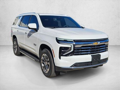 Used 2025 Chevrolet Tahoe LT w/ Comfort Package image 3