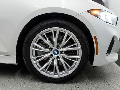 Used 2024 BMW 330e xDrive w/ Convenience Package image 38