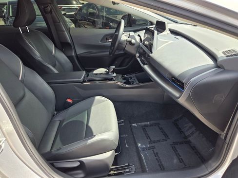 Used 2023 Toyota Prius XLE FWD image 16