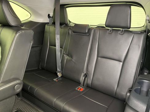 Used 2020 Toyota Highlander XLE image 20