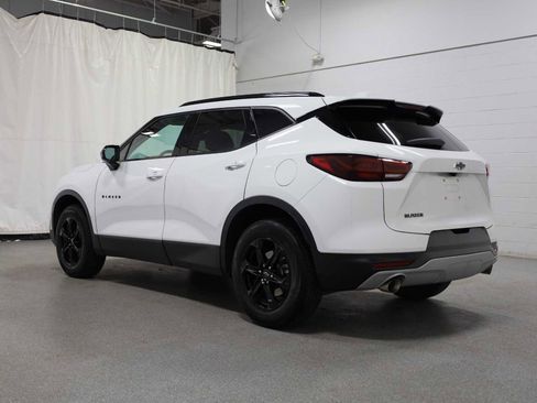 Used 2023 Chevrolet Blazer LT w/ Convenience Package FWD image 3