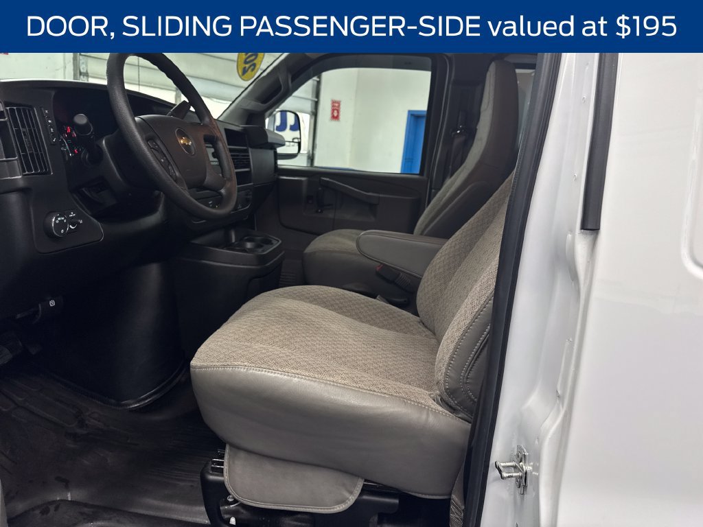 Used 2025 Chevrolet Express 2500 w/ Driver Convenience Package RWD image 13