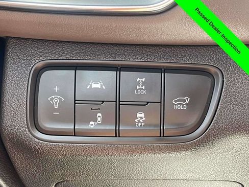 Used 2020 Hyundai Santa Fe SEL w/ Convenience Package AWD/4WD image 12
