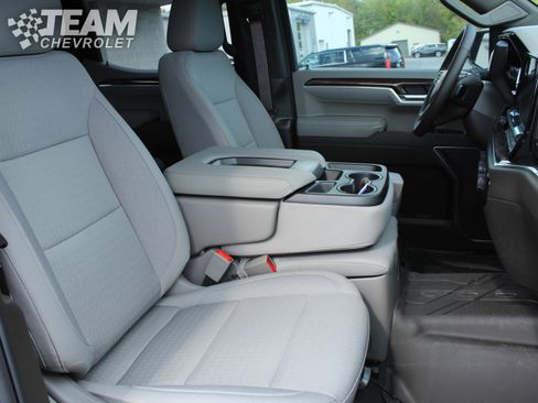 New 2026 Chevrolet Silverado 1500 LT w/ Safety Package image 18