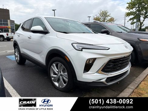 Used 2024 Buick Encore GX Preferred FWD image 1