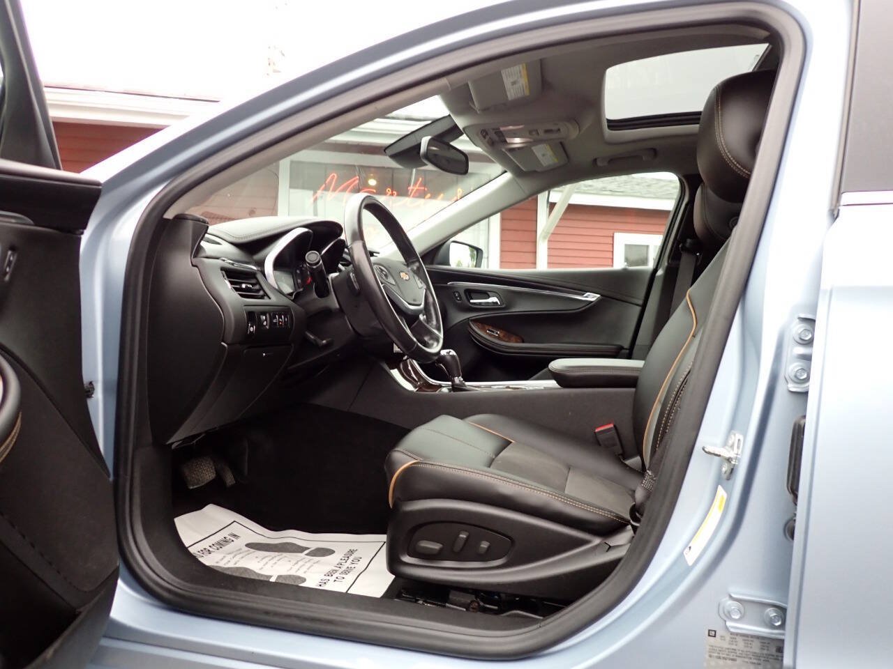 Used 2014 Chevrolet Impala LT w/ Premium Seating Package FWD image 7