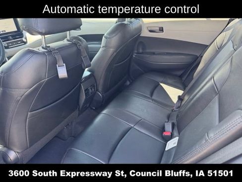 Used 2024 Toyota Corolla Cross LE FWD image 13