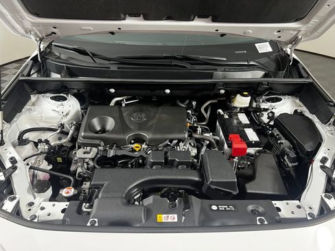 Certified 2025 Toyota RAV4 XLE AWD/4WD image 9