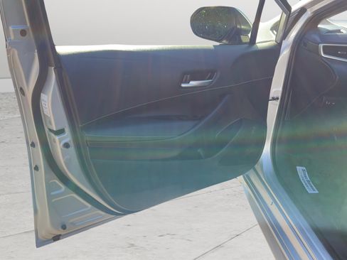 Used 2023 Toyota Corolla SE FWD image 11