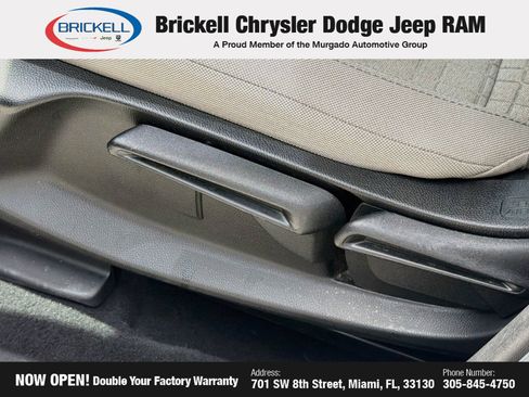 Used 2023 Honda HR-V LX image 23