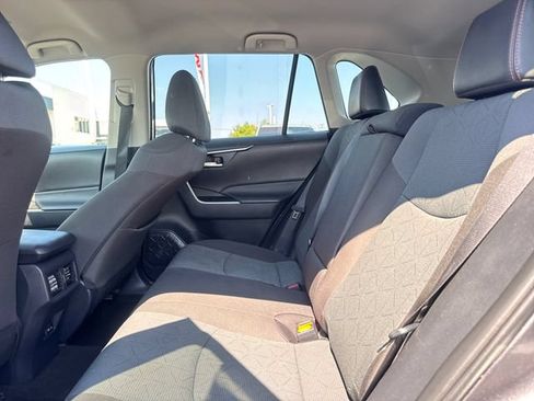 Used 2025 Toyota RAV4 XLE FWD image 11