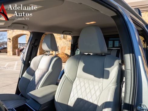 Used 2023 Mitsubishi Outlander SEL 40th Anniversary image 5