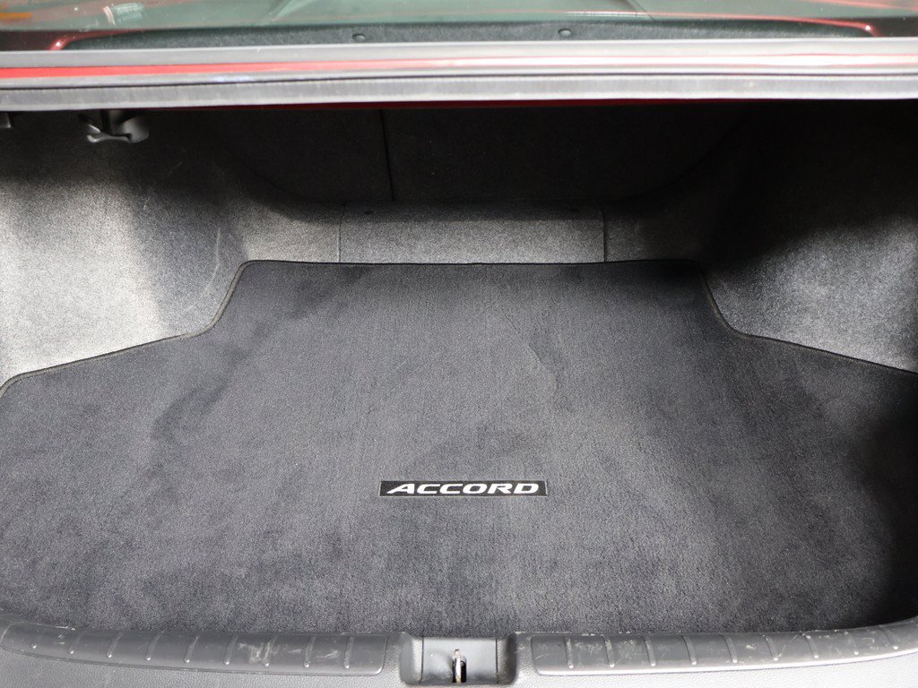 Used 2019 Honda Accord Touring image 22