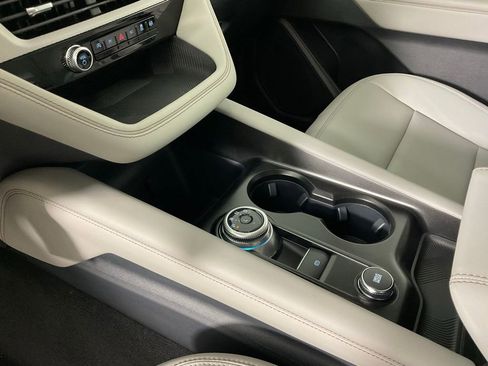 New 2026 Ford Explorer Active w/ Active Comfort Package RWD image 20