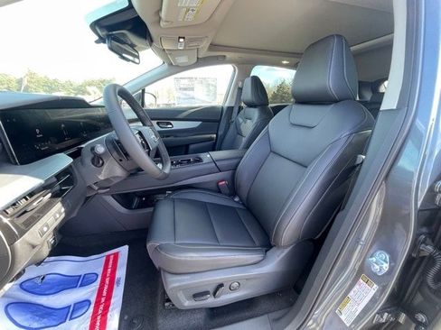 New 2025 Nissan Murano SL image 13