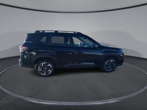 Used 2025 Subaru Forester Limited w/ Popular Package #1 AWD/4WD image 9