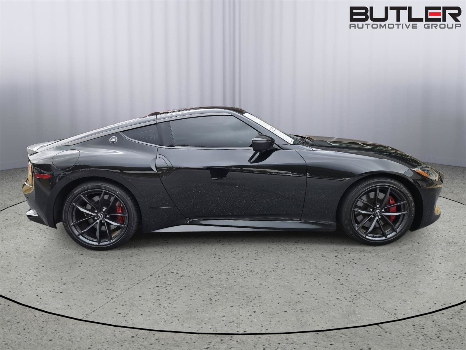 Used 2024 Nissan Z Performance w/ Floor Mat Package RWD image 3