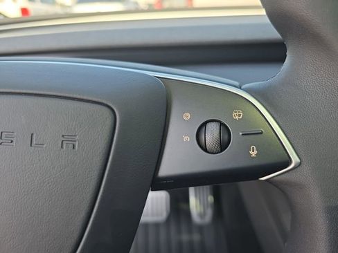 Used 2025 Tesla Model 3 Long Range image 18