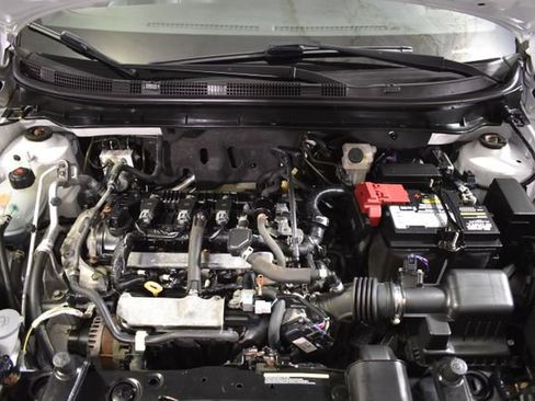Used 2021 Nissan Kicks SR w/ SR Premium Package FWD image 36