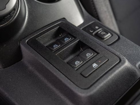 Used 2023 Ford Bronco Big Bend image 11