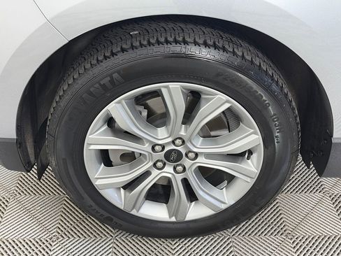 Certified 2024 Ford Edge Titanium image 8