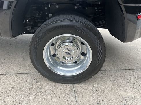 Used 2025 Ford F450 Platinum w/ Platinum Plus Package image 33