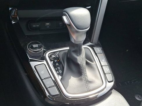 Used 2024 Kia Seltos S AWD/4WD image 14