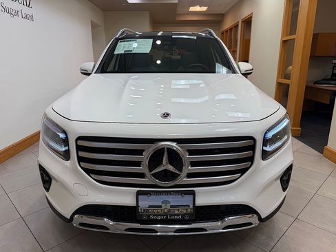 Certified 2026 Mercedes-Benz GLB 250 image 3