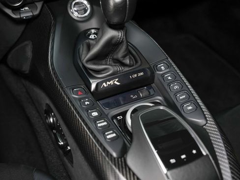 Used 2020 Aston Martin V8 Vantage AMR RWD image 46