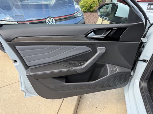 New 2026 Volkswagen Jetta SEL FWD image 9