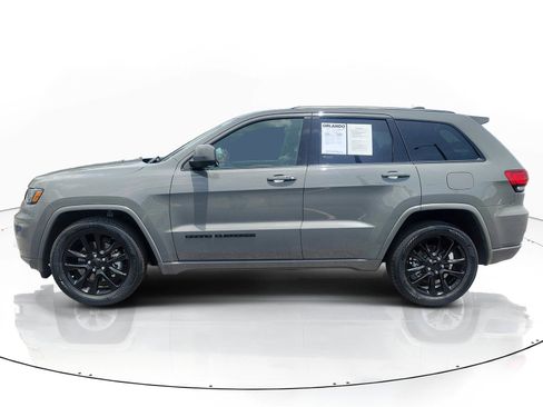 Used 2021 Jeep Grand Cherokee Laredo X RWD image 4