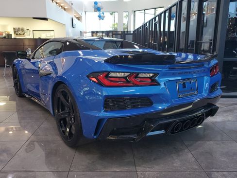 Used 2024 Chevrolet Corvette Z06 w/ Stealth Interior Trim Package image 5