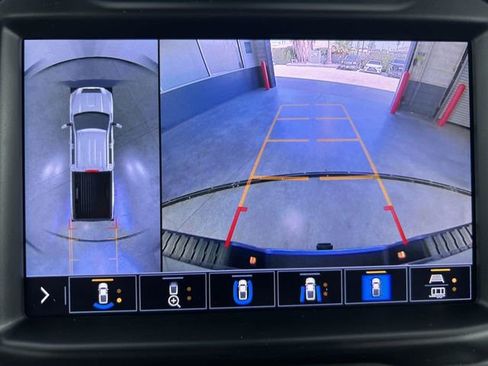 Used 2021 GMC Sierra 2500 AT4 w/ AT4 Preferred Package image 15