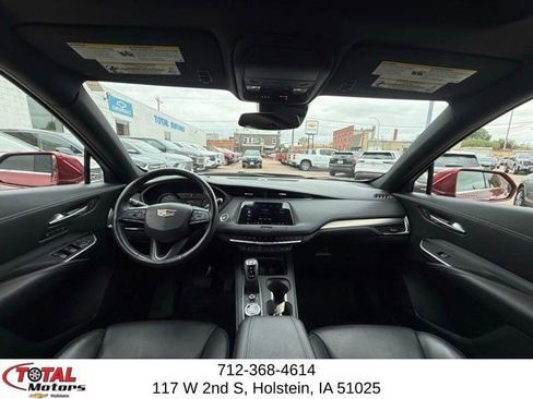 Used 2019 Cadillac XT4 Premium Luxury AWD/4WD image 18