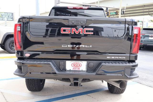 New 2026 GMC Sierra 2500 Denali w/ Denali Reserve Package AWD/4WD image 6