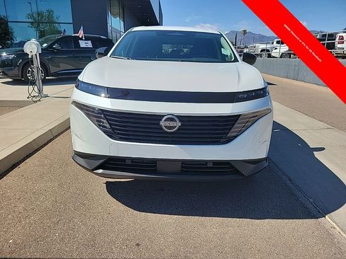 New 2025 Nissan Murano SV AWD/4WD image 2