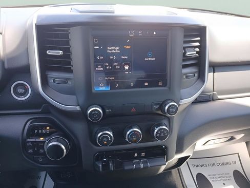 Used 2022 RAM 1500 Big Horn AWD/4WD image 11