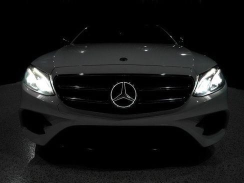 Certified 2019 Mercedes-Benz E 300 image 7
