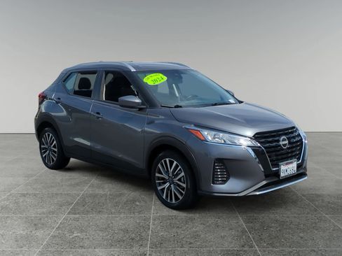 Used 2024 Nissan Kicks SV image 7