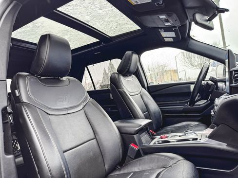 Used 2020 Ford Explorer ST w/ ST High-Performance Pack image 16