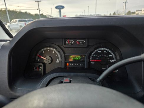 Used 2019 Ford E-350 and Econoline 350 Super Duty w/ Power Windows & Locks Group image 15