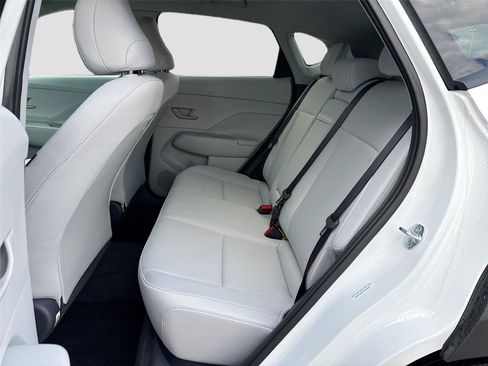 Certified 2026 Hyundai Kona SEL Sport AWD/4WD image 11