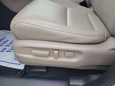 Used 2021 Honda Pilot EX-L image 16