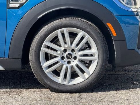 Used 2023 MINI Cooper Countryman S w/ Signature Upholstery Package AWD/4WD image 3