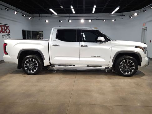 Used 2023 Toyota Tundra Limited image 8