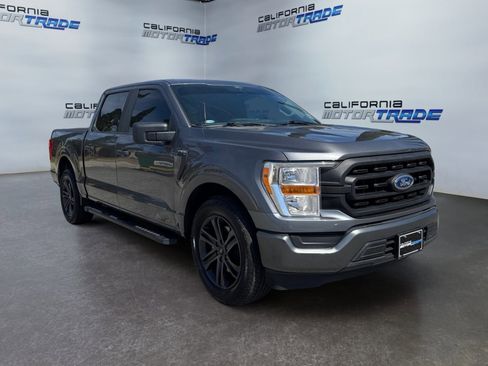 Used 2021 Ford F150 XL image 3
