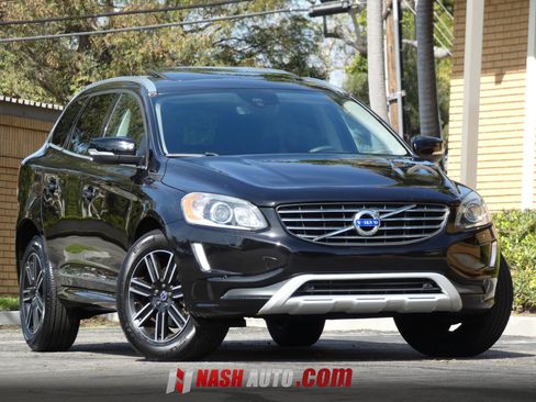 Used 2017 Volvo XC60 T5 Dynamic w/ Preferred Option Package FWD image 3
