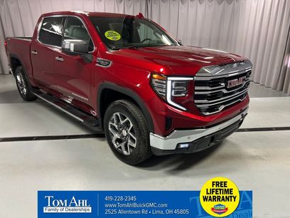 New 2026 GMC Sierra 1500 SLT w/ SLT Premium Package