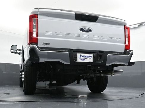 New 2026 Ford F250 XL image 29